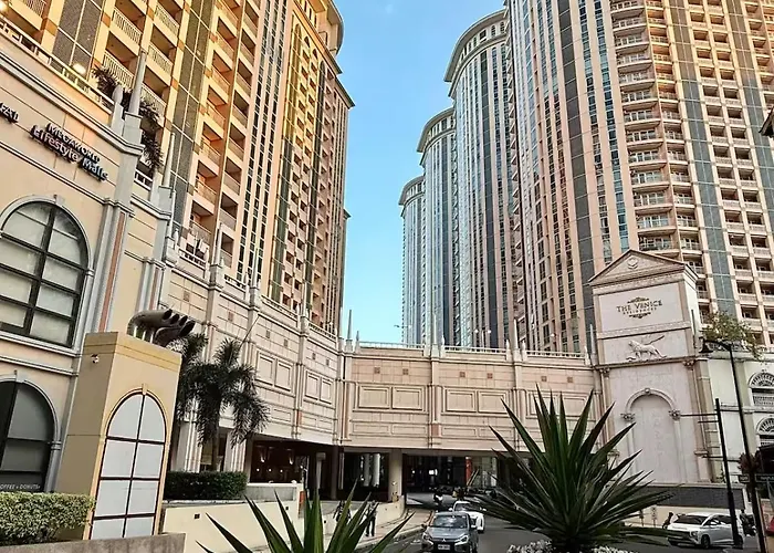 Luxury 1br Near Bgc & Venice Mall Apartamento